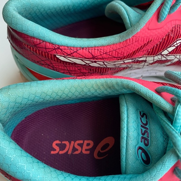ASICS Running Shoes - Picture 6 of 6